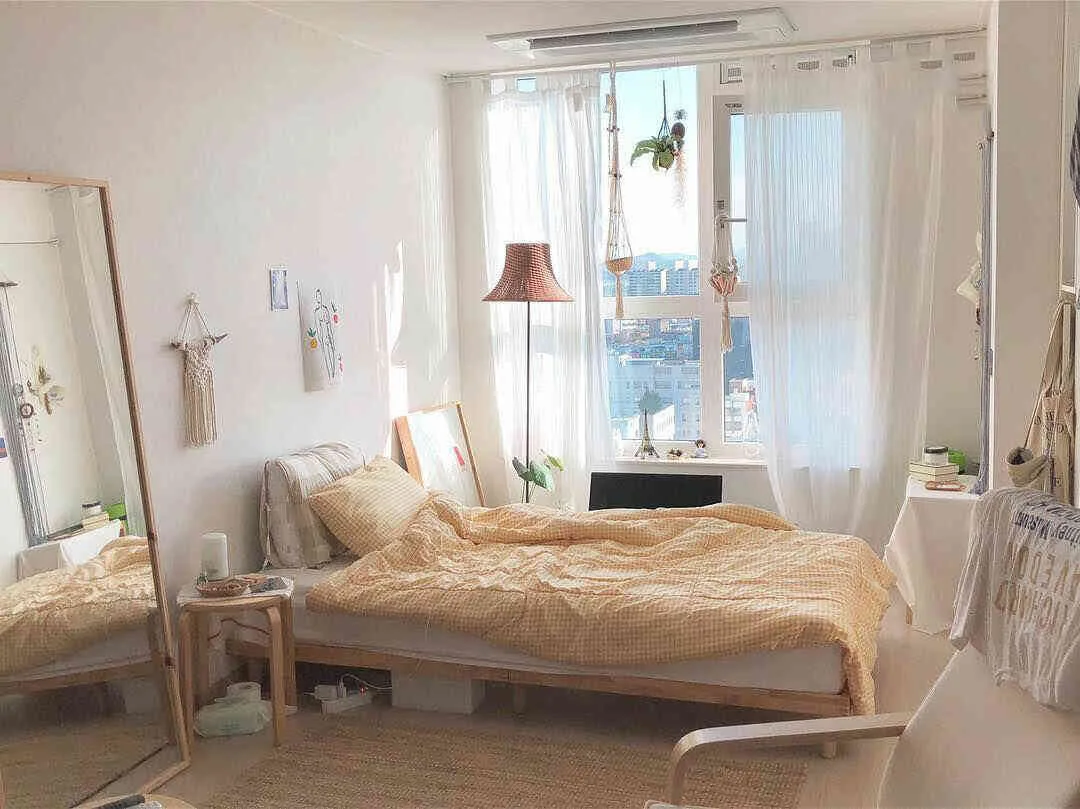 Decor phòng trọ theo ánh sáng tự nhiên