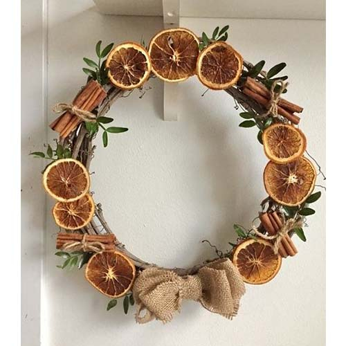 trang-tri-cay-thong-noel-bang-vong-nguyet-que-handmade